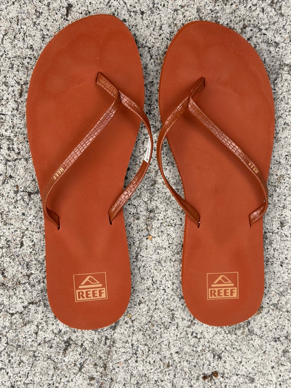 WOMENS BLISS NIGHTS FLIP FLOP SANDAL BRUNETTE SIZE 10